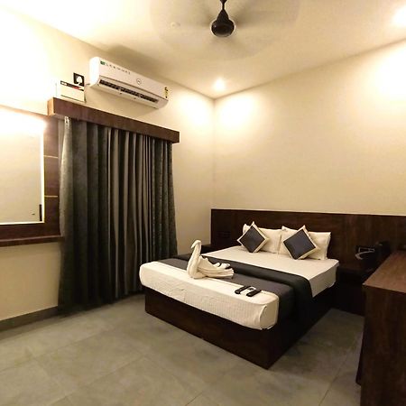 Hotel Elite Rameswaram Bagian luar foto