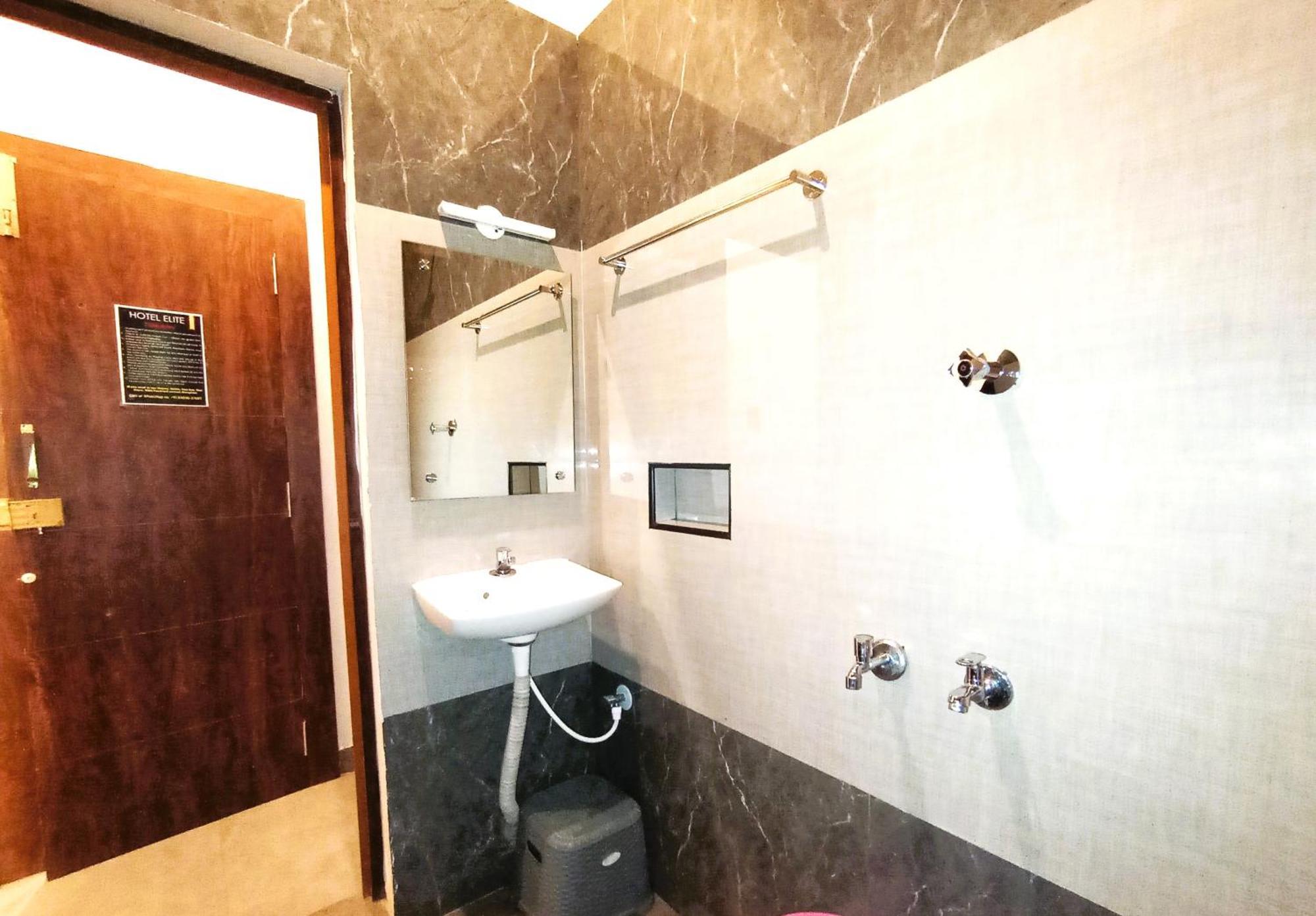 Hotel Elite Rameswaram Bagian luar foto